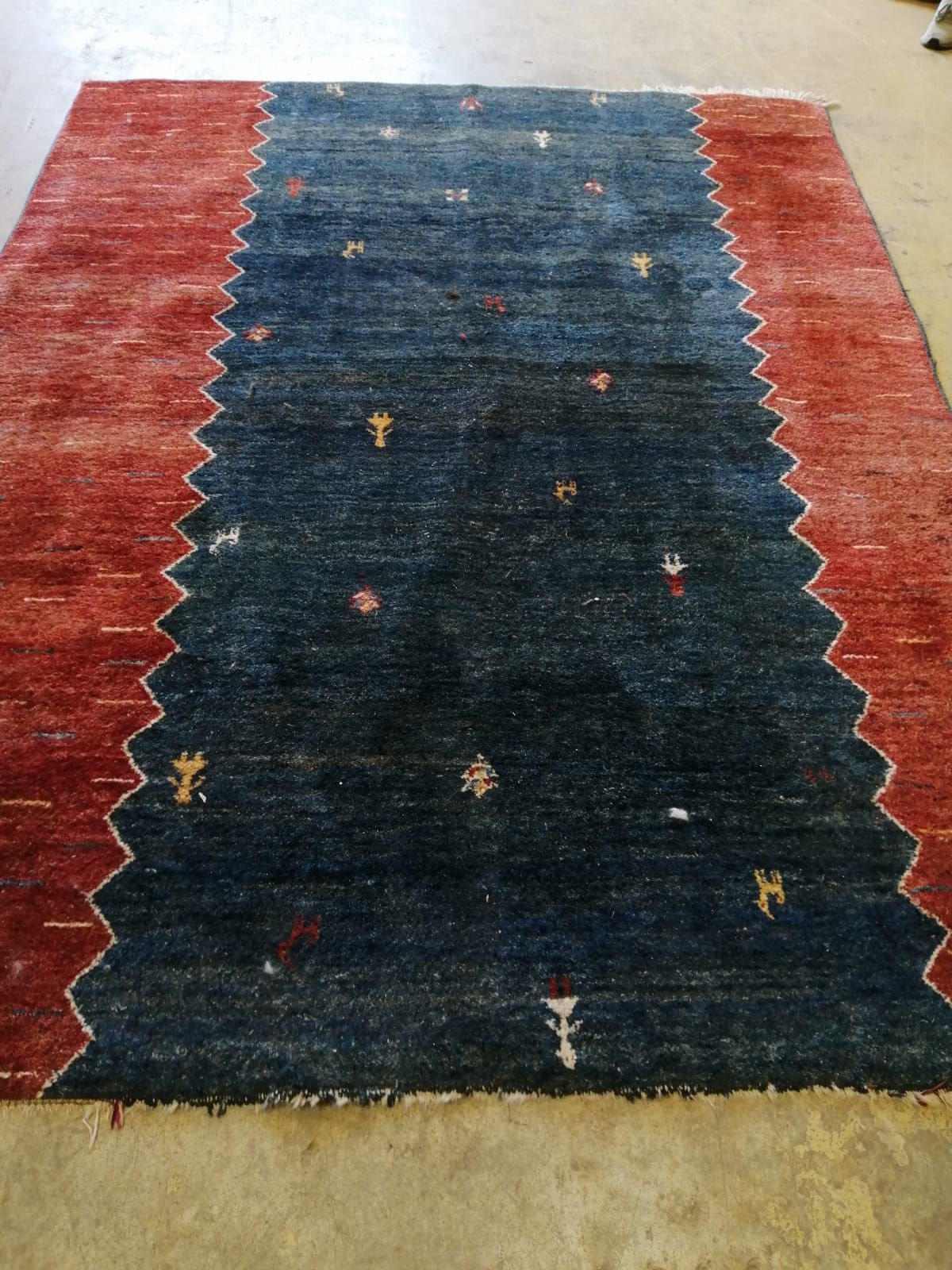 A Gabbeh carpet, 270 x 210cm